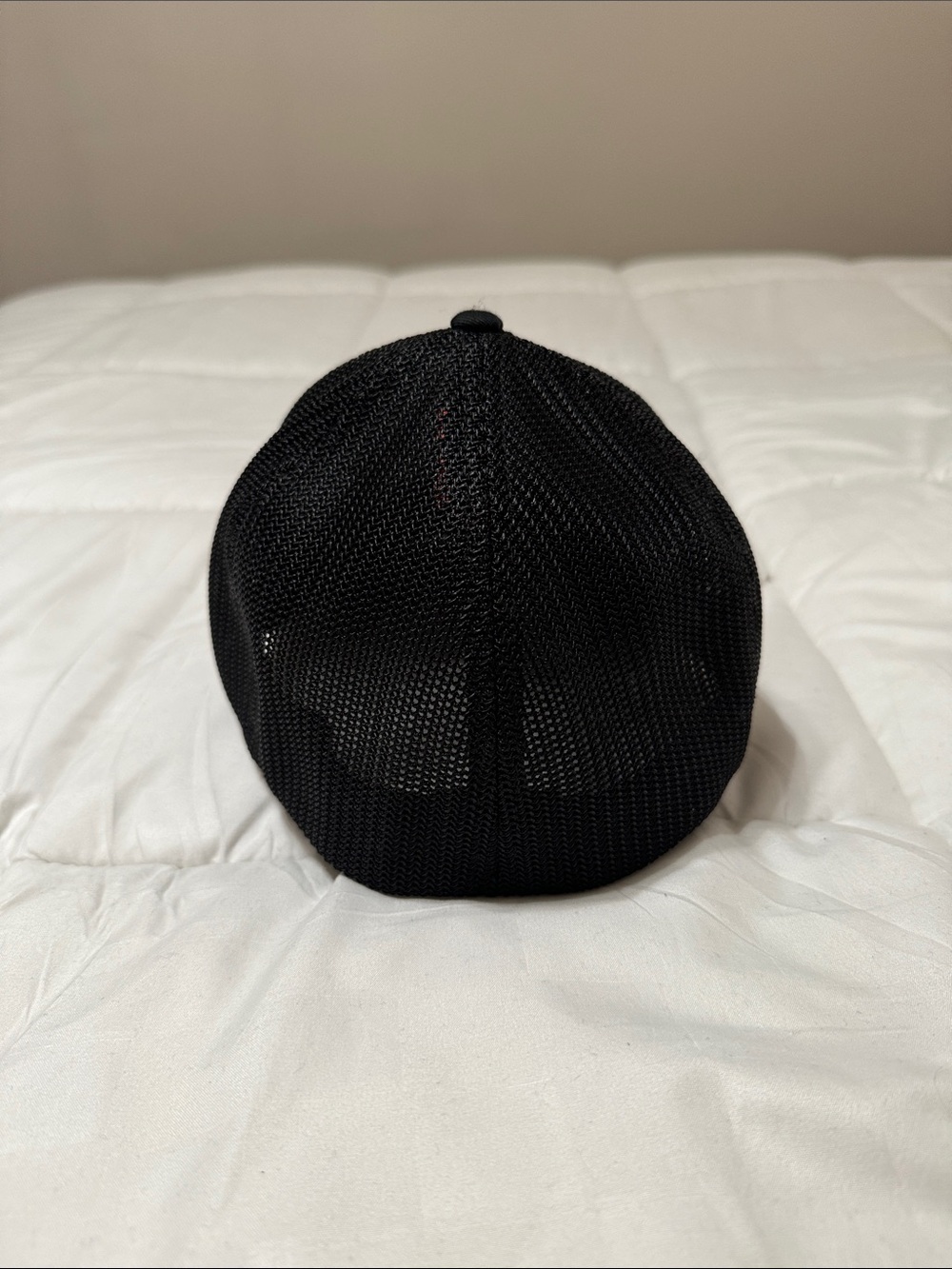Fox Black Cap with White Fox Head Logo - Picture 2 of 4